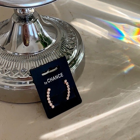 Rose gold, curve bar ear climber earrings - Picture 2 of 7